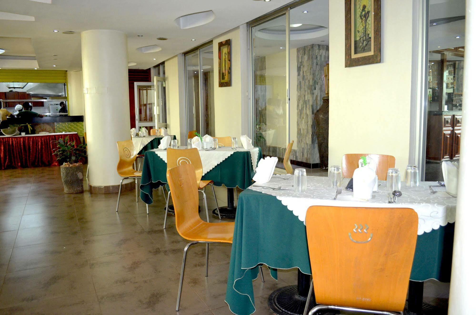 Mt. Zion Hotel Kampala Exterior foto
